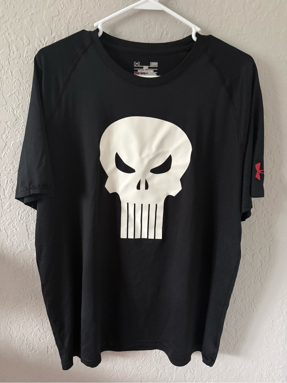 Under Armour Men’s Black Short-Sleeve Graphic Performance Shirt